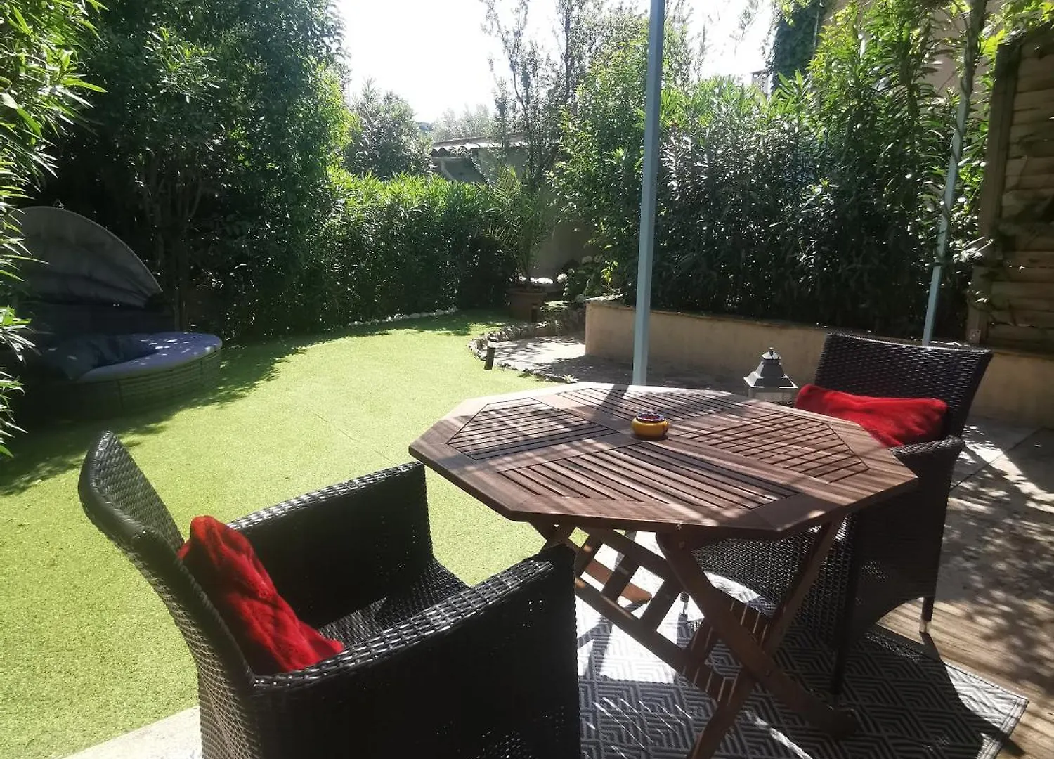 Studio Jardin Privatif 300M De La Plage Sainte-Maxime 0*,  Francia